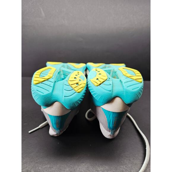 Hoka Women 8.5 Comfy footwear - Picture 9 of 11